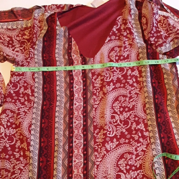 Sexy and classy dress by inTu size large - Picture 5 of 7